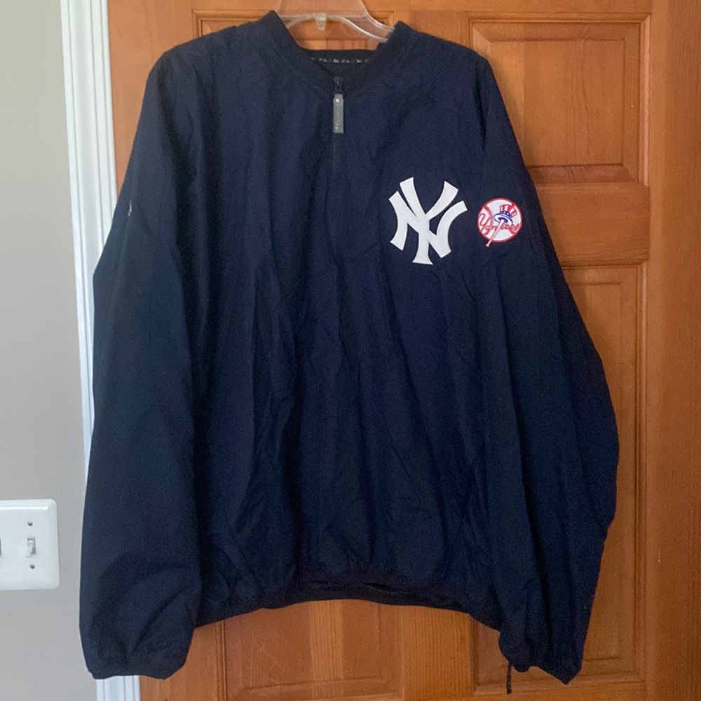 Never worn Yankees windbreaker